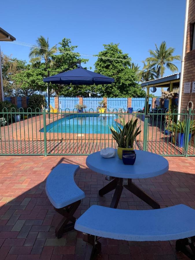 Sandpiper Motel Sarina المظهر الخارجي الصورة