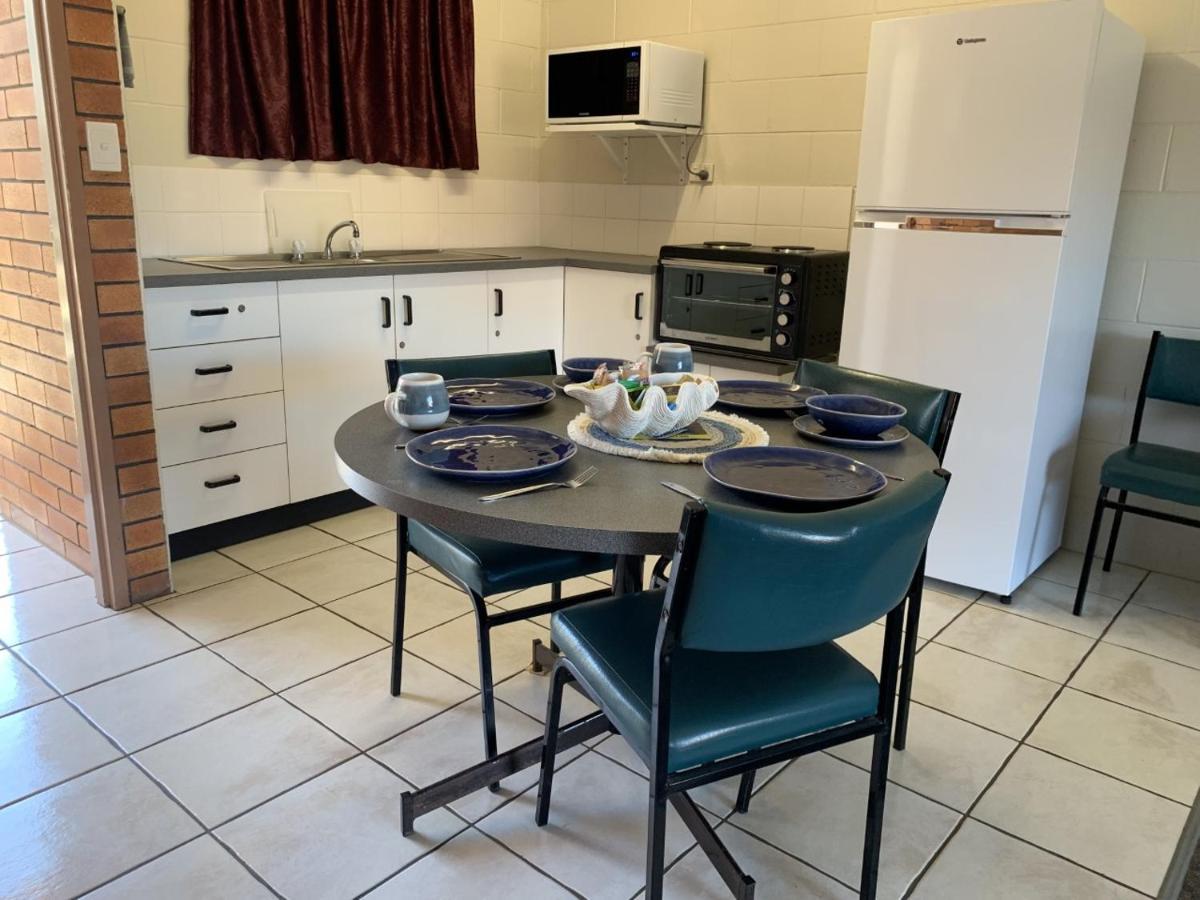 Sandpiper Motel Sarina المظهر الخارجي الصورة