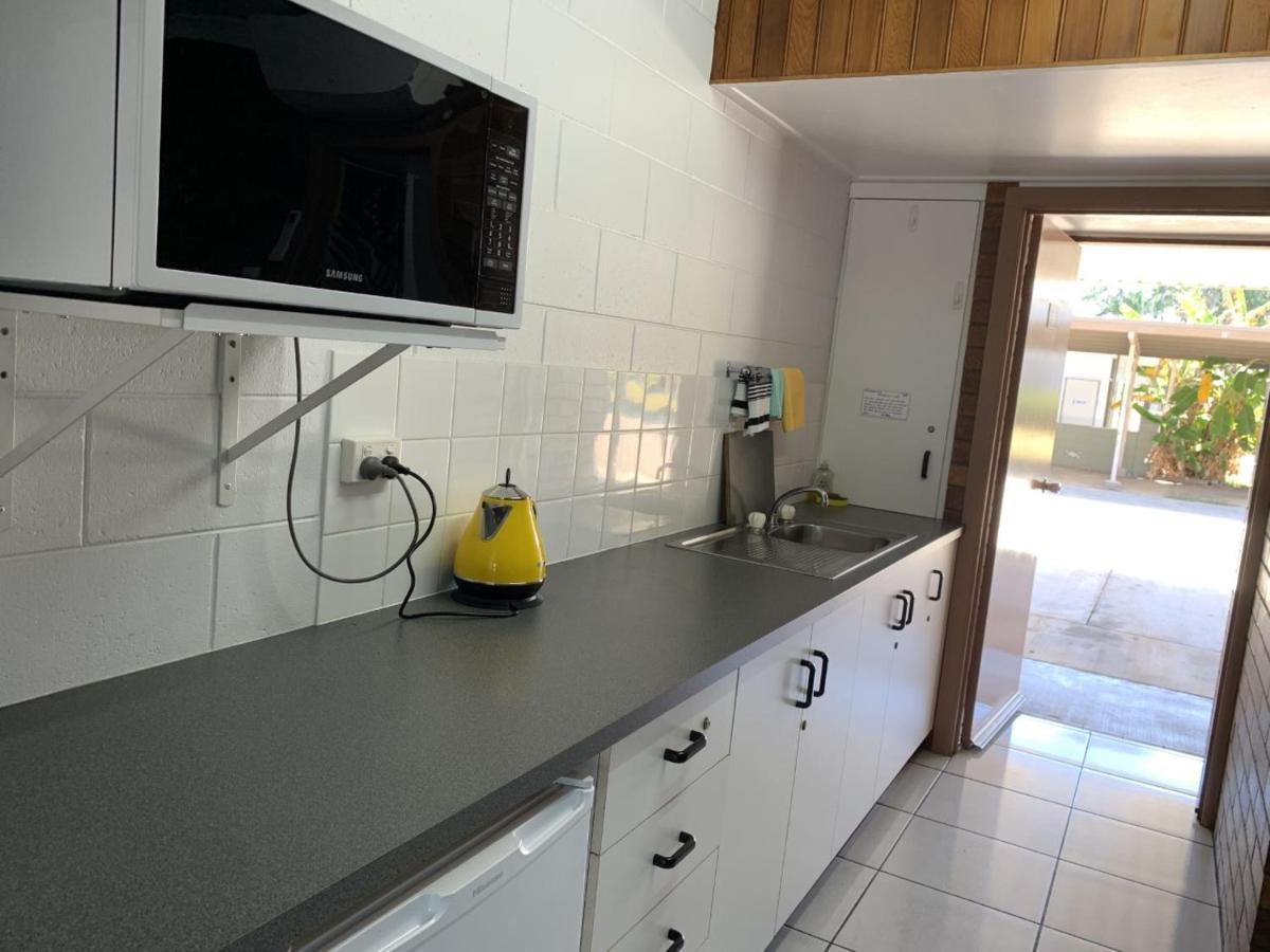 Sandpiper Motel Sarina المظهر الخارجي الصورة