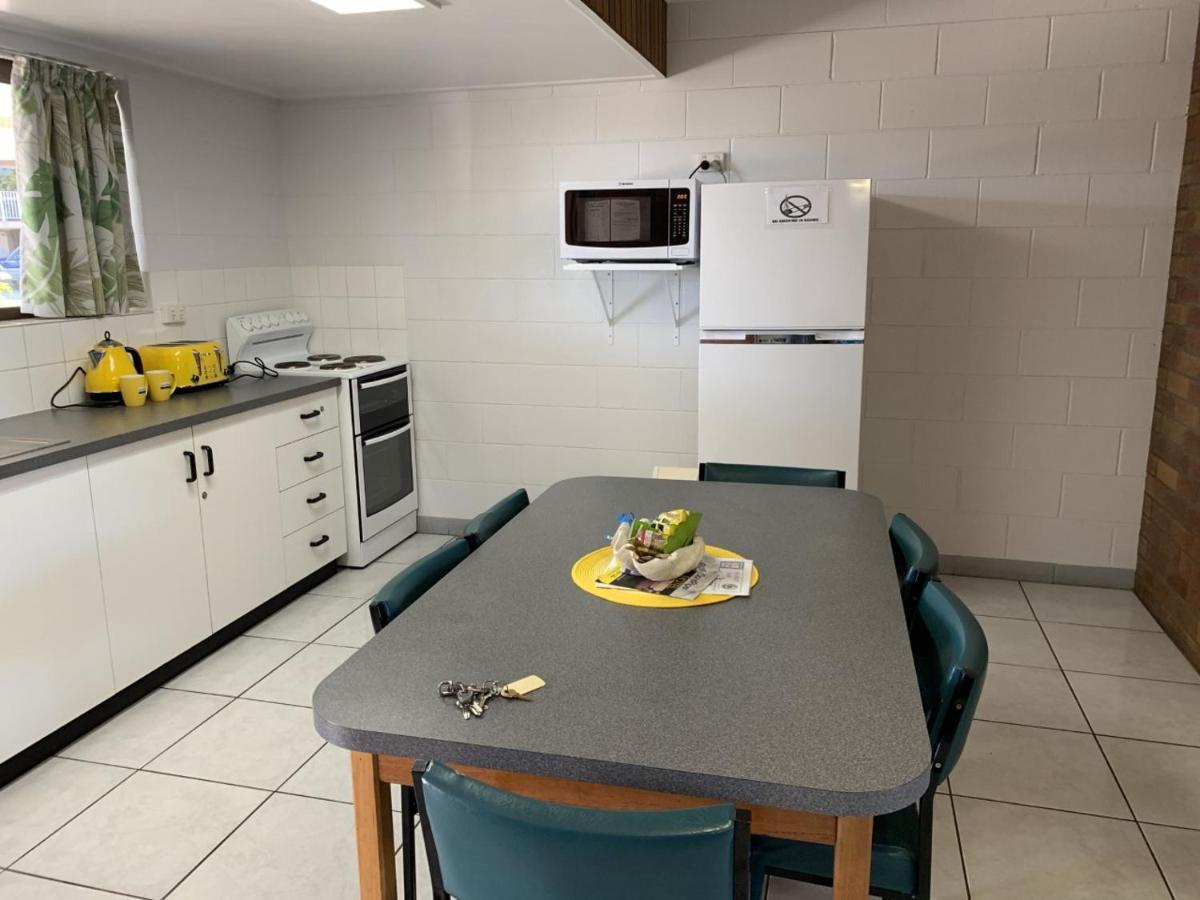 Sandpiper Motel Sarina المظهر الخارجي الصورة